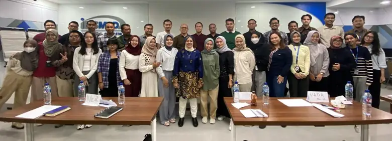 Foto bersama peserta kelas — idsMED Learning Academy